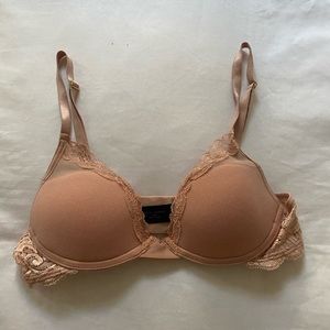 Cute lace light pink bra from Pepper